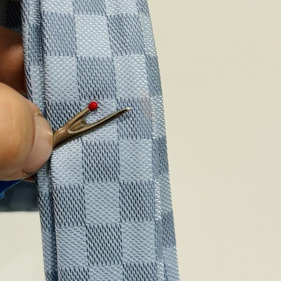 LOUIS VUITTON Damier Classique Tie Light Blue 100% Silk  Authentic Men’s Luxury - Picture 6 of 6